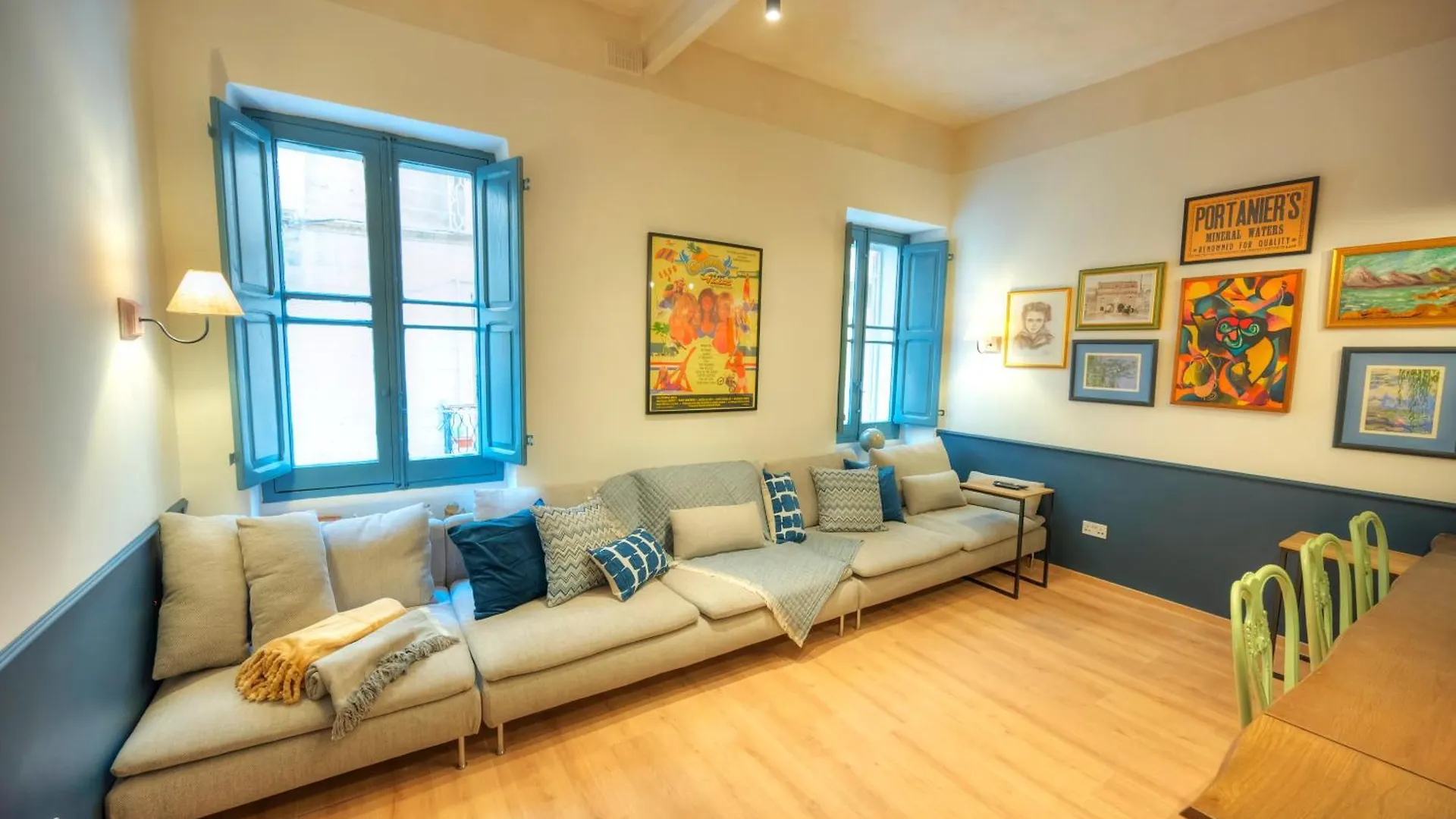 Luxury & Stylish 4Bedroom, Valletta Centre Ldem1-1 0*,  Malta