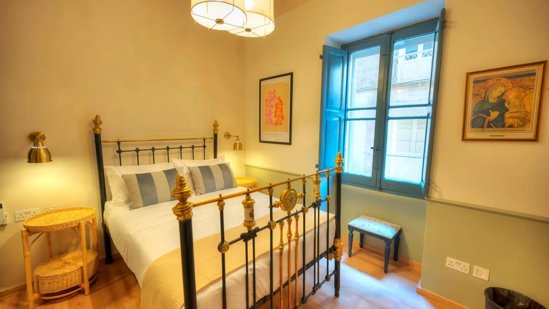 Luxury & Stylish 4Bedroom, Valletta Centre Ldem1-1 Apartment